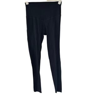 Offline by Aerie Real Me Hi-Rise Black Leggings 7/8 - M Gymcore Athleisure